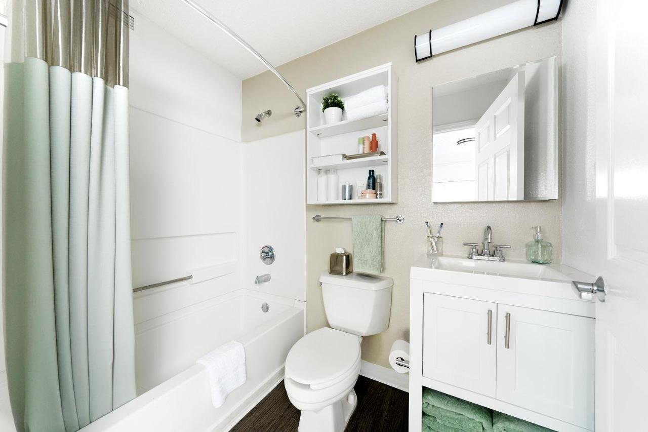 Intown Suites Extended Stay Carrollton Tx - Westgrove Drive Екстер'єр фото