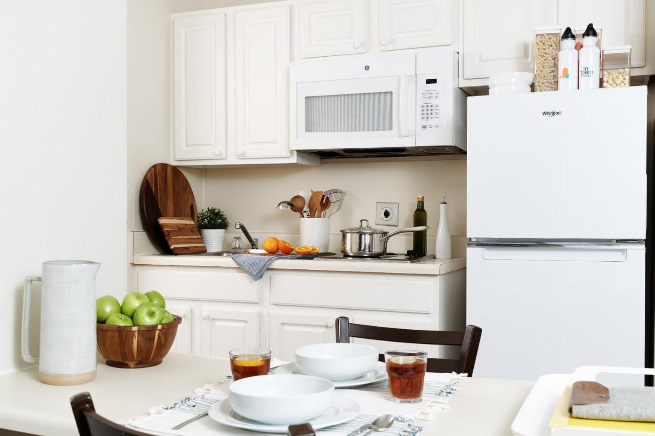 Intown Suites Extended Stay Carrollton Tx - Westgrove Drive Екстер'єр фото